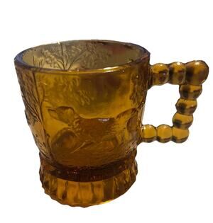Bryce EAPG amber Child's Mug POINTING DOG with Bird on Branch No 1301 2.5"